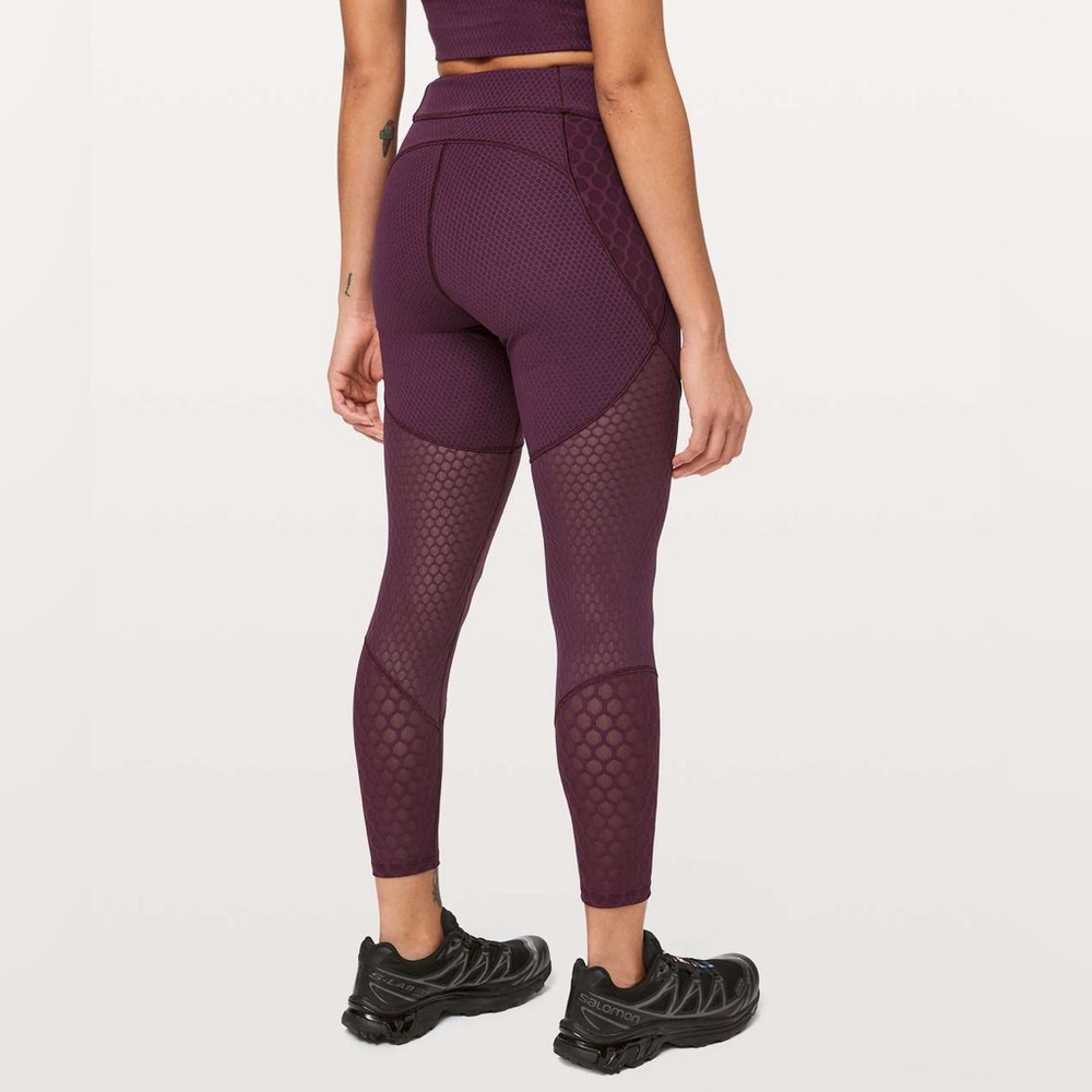 Lululemon LAB RARE Geo Tight 28"•High Rise Compression Pant•Plum•NO FLAWS•6 - Picture 3 of 16